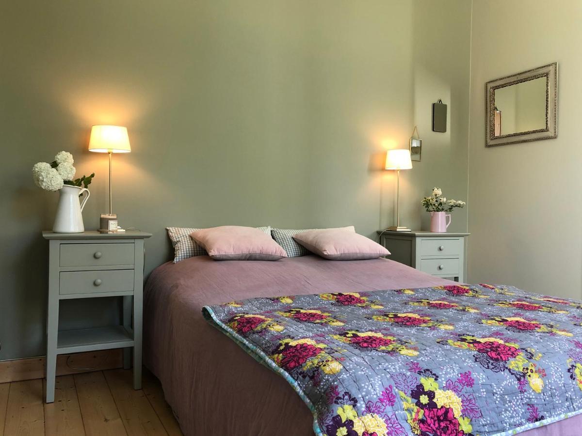 Maison M, Chambre Privee Acces Jardin Piscine Et Jacuzzi Pres De La Rochelle La Rochelle  Ngoại thất bức ảnh