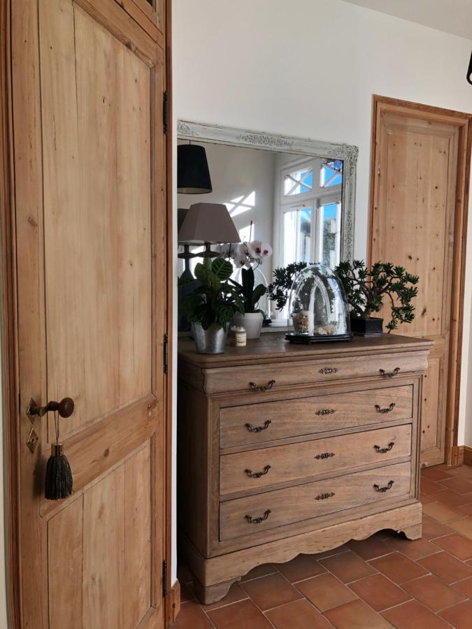 Maison M, Chambre Privee Acces Jardin Piscine Et Jacuzzi Pres De La Rochelle La Rochelle  Ngoại thất bức ảnh